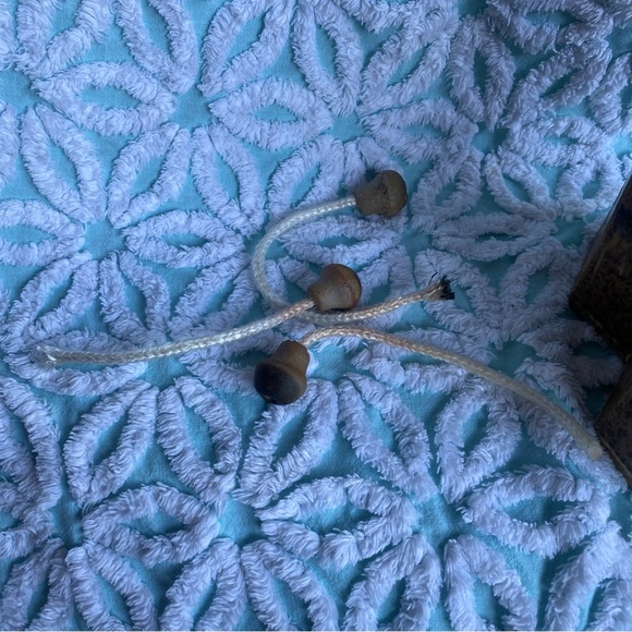 Vintage Pottery oil lamp 3 burner signed glazed - Picture 7 of 9